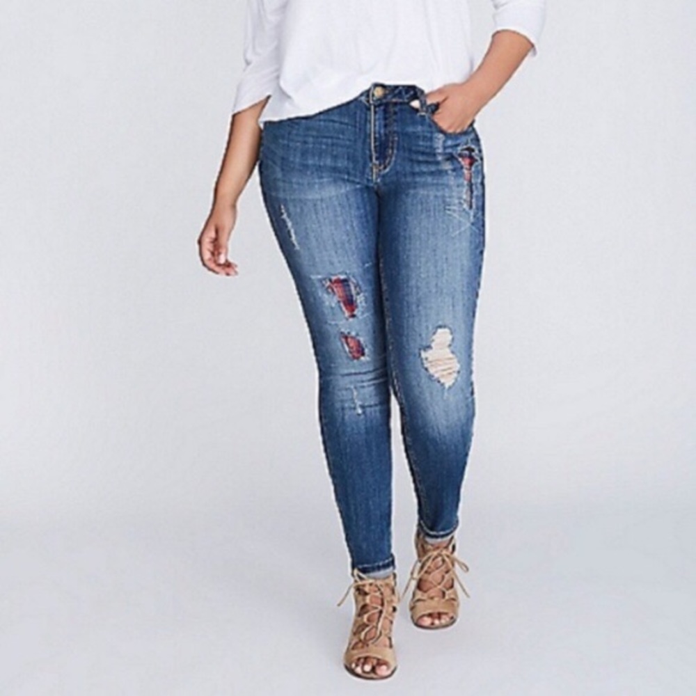 Distressed Patched Skinny Jeans